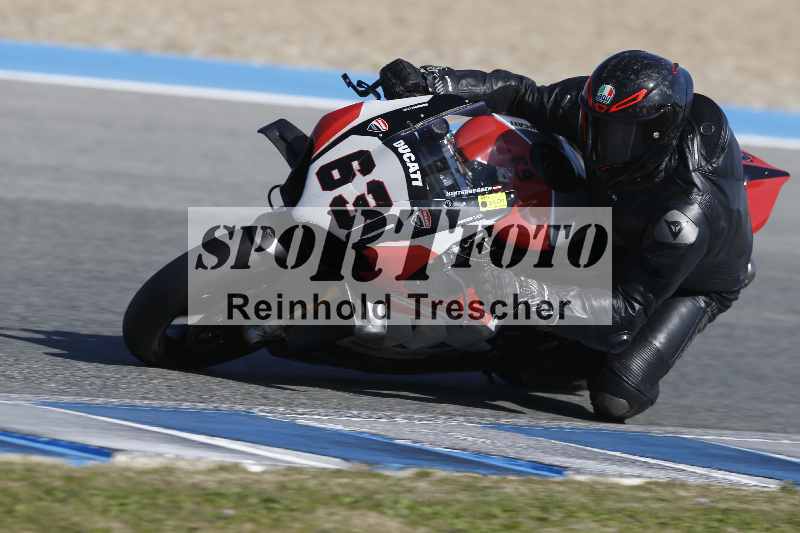 /Archiv-2024/02 29.01.-02.02.2024 Moto Center Thun Jerez/Gruppe schwarz-black/630